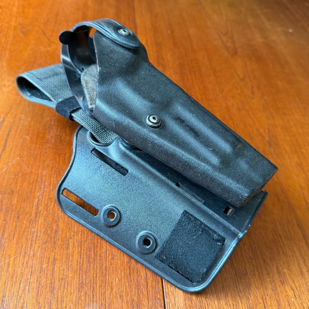 Safariland Black Polymer Drop Leg Holster SLS Retention Right Hand Tactical Rig